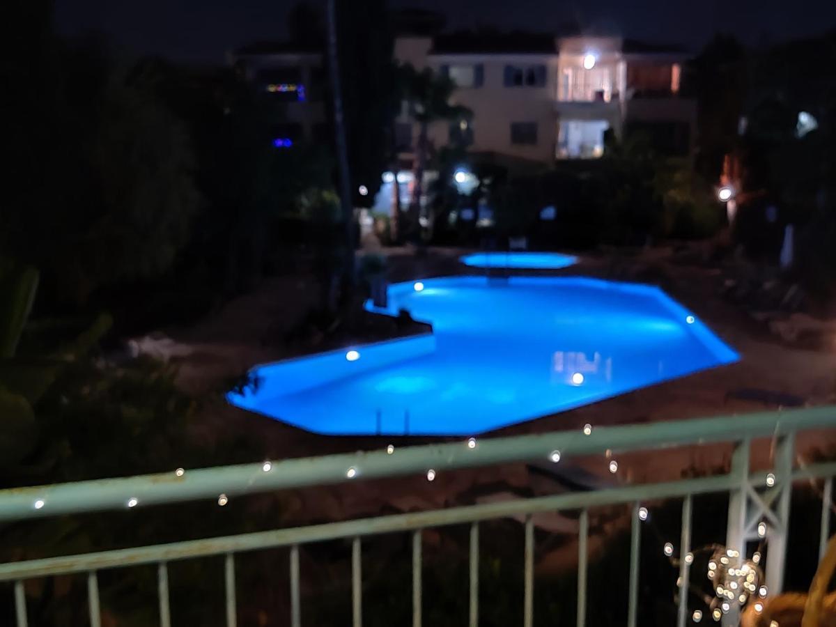 Rachel Suite By The Pool Paphos ภายนอก รูปภาพ